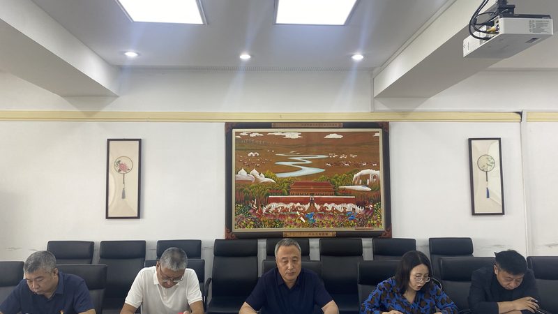 定制课程的价格通常由以下几个因素构成：